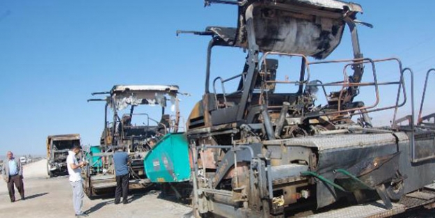 PKK iş makinelerini yaktı!