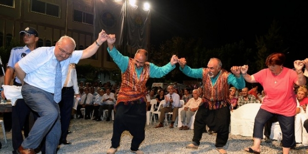 Başkan Kocamaz Barış Ve Kültür Festivali’ne Katıldı