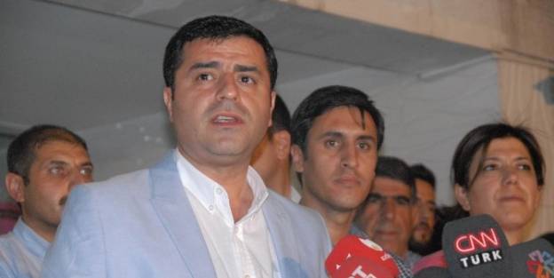 Demirtaş “Türkiye PKK'a silah verebilir“