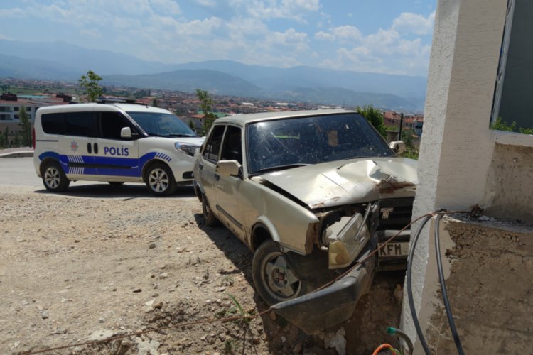 Bursa'da eski eşini başkasıyla görünce otomobille takip etti; silahlar ateşlendi!