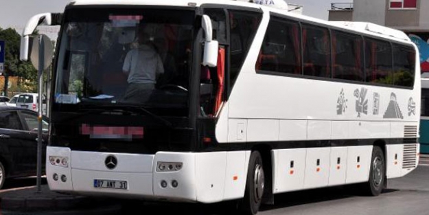 Otobüste avukatın boynu kırıldı!