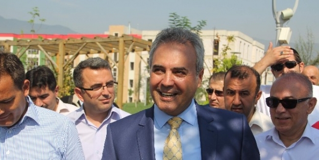 Kbü Rektörü Uysal Basın Mensuplarıyla Kahvaltılı Toplantıda Bir Araya Geldi