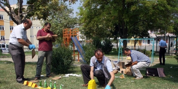 Kadın Çorabi Giyip, Kavga Ettikleri Hurdacının Evine Molotof Attılar