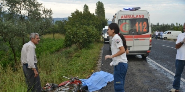 Tırla Çarpişan Motosiklet Sürücüsü Öldü
