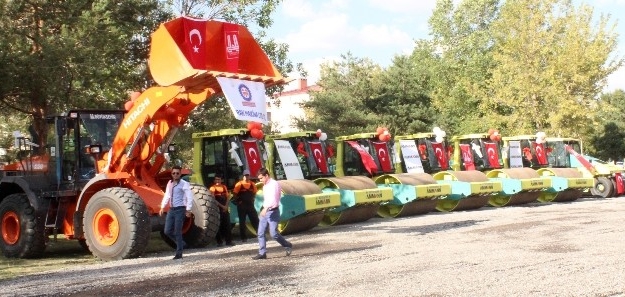 Büyükşehir, Makine Parkını Güçlendiriyor