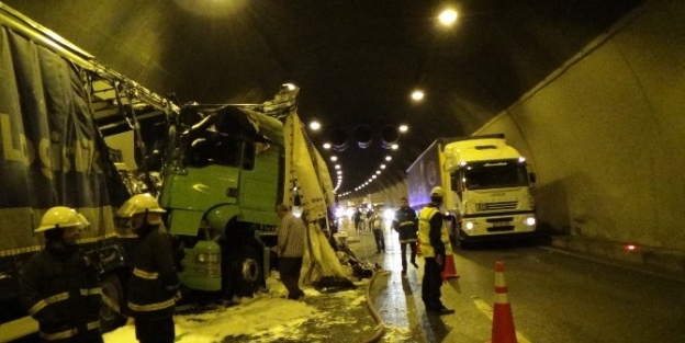Bolu Tüneli’nde Trafik Kazası