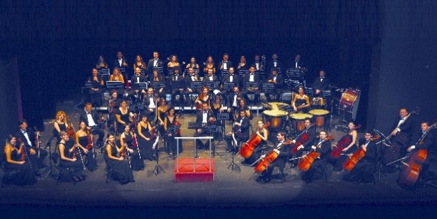 Perdeler “carmina Burana” İle Açılacak