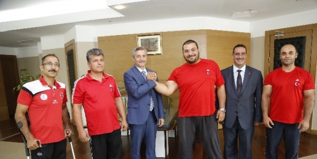 Şahinbey Belediyesi’nin 3 Sporcusu Birden Avrupa Şampiyonu Oldu