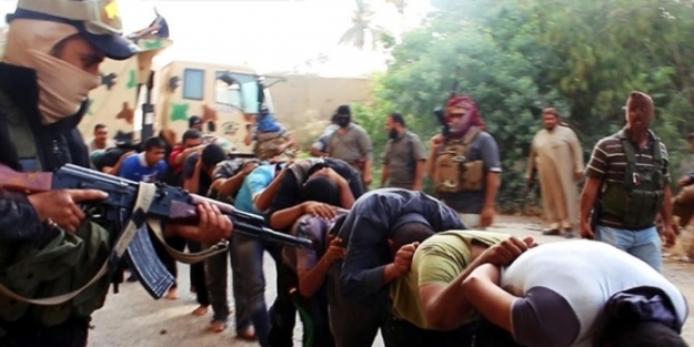 Işid 700 Askeri Öldürdü