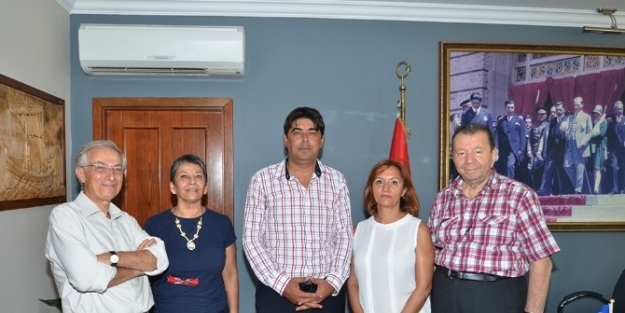 Foça’nın Başkanı Demirağ’ın Ünlü Konukları