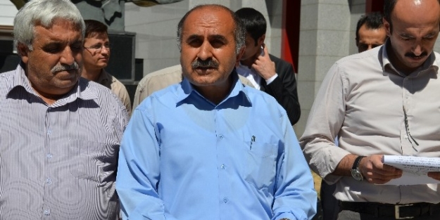 Adliye Çalişanlarindan 10 Kişilik Eylem