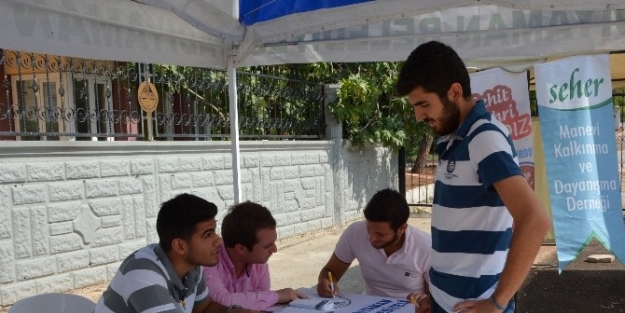 Öğrenciler, İçin Yardım Ve Yönlendirme Masası Kuruldu