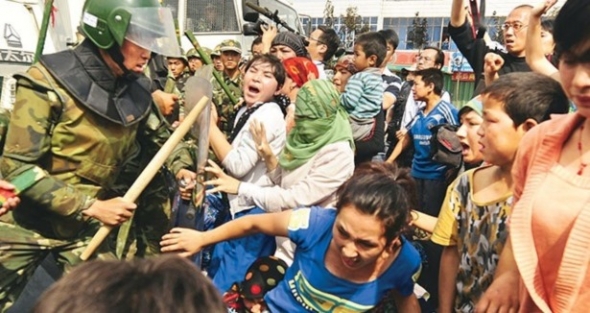 Uygur Türkleri"İslam alemi bizi yalnız bıraktı"