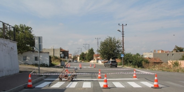 Kırklareli’de Yaya Geçitleri Boyanıyor