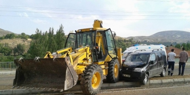 Sivas’ta Trafik Kazası: 7 Yaralı