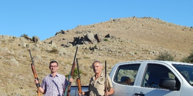 Kaçak Avcılar Suçüstü Yakalandı