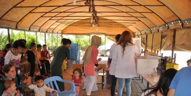 Yezidiler, Dargeçit’te Sağlık Taramasından Geçirildi