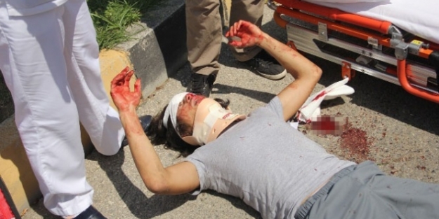 Antalya'da feci motosiklet kazası