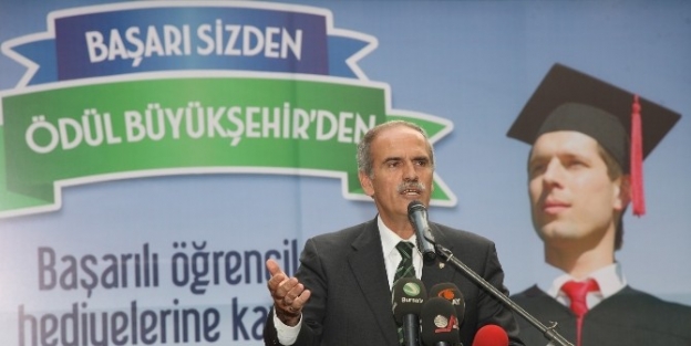 Büyükşehirden Başarıya Büyük Ödül