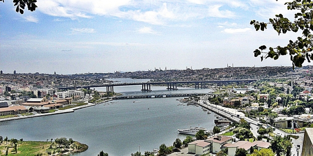 Bebeğini Haliç' e atan anneye müebbet!