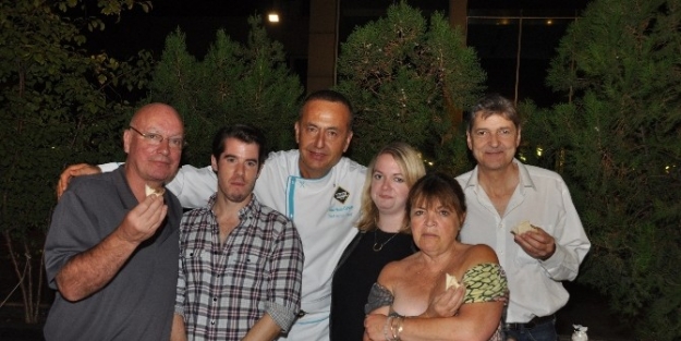 Tahir Tekin Öztan’dan İngilizlere Kebap Dersi