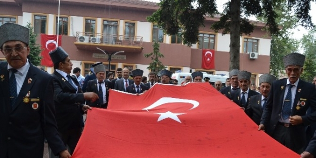 Yenişehir’de Aksiyon Filmi Gibi Kurtuluş Töreni