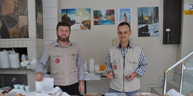 Lüleburgaz’da Gazze Ve Doğu Türkistan İçin Kermes Açıldı
