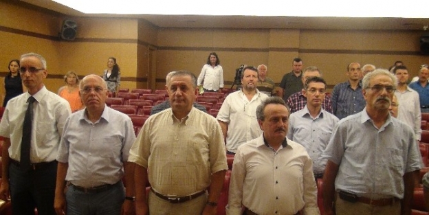 Tekirdağ’da “bir Salkım Üzüm Bir Büyükşehir” Paneli Düzenlendi