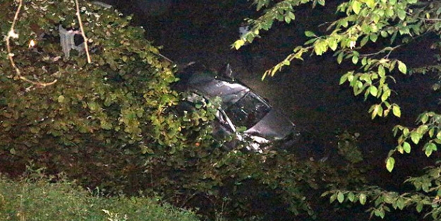 Otostop yaparak bindiği araç uçuruma uçtu