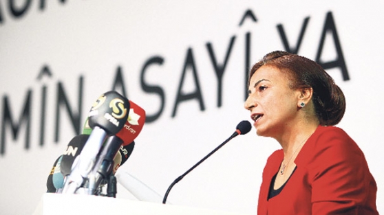 Aysel Tuğluk "Kendi kaderimizi kendimiz tayin etmeliyiz"