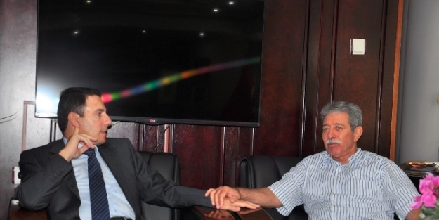 Kaymakam Oral’dan Barışık’a Nezaket Ziyareti