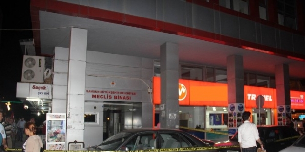 Meclis Binası Önünde Bomba Paniği