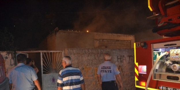 Kozan’da Ev Yangını