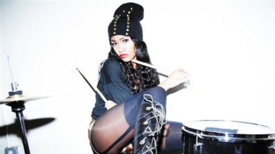 Simone Battle intihar etti