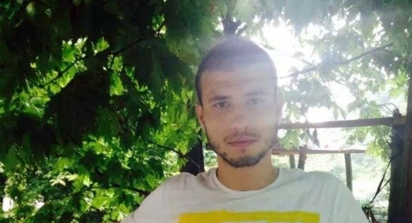 25 Yaşındaki Genç Evinde Ölü Bulundu