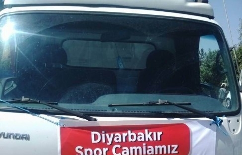 Spor Camiasından Yezidilere Gıda Ve Temel İhtiyaç Yardımı