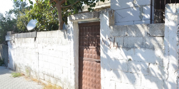 Aldatıldığından şüphelenen koca eşini boğarak öldürdü