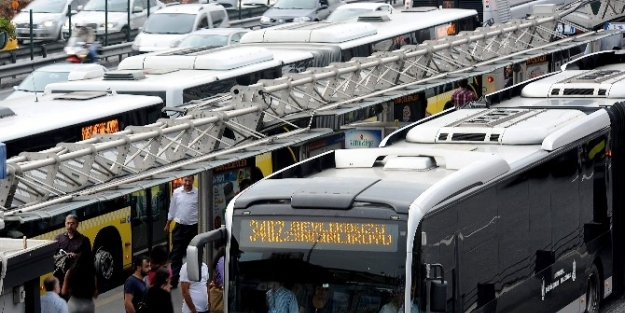 Metrobüsün Ek Seferleri Yığılmayı Azalttı