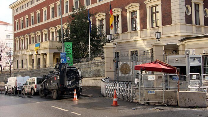 Almanya'nın İstanbul Başkonsolosluğu güvenlik nedeniyle kapatıldı