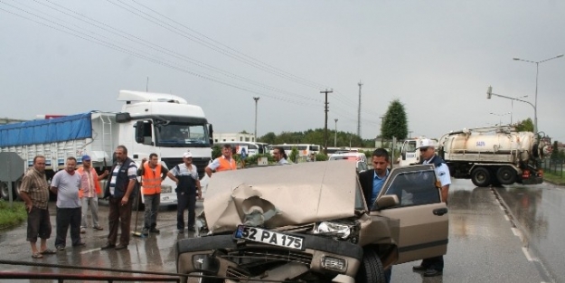 Çarşamba’da Trafik Kazası: 4 Yaralı