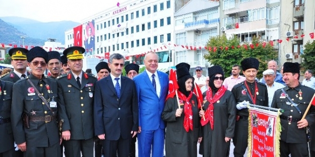 Manisa’nın Kurtuluş Günü Kutlandı