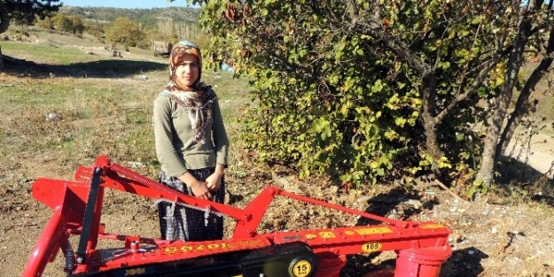 Bolu’da Üreticilere 305 Adet Çayir Biçme Makinesi Verildi