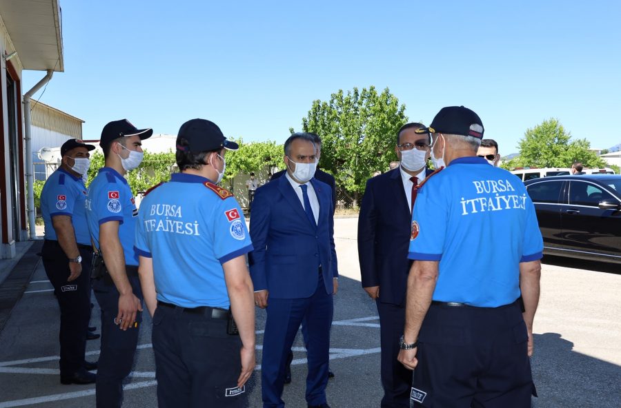 Bursa'da bayramda çalışanlar unutulmadı