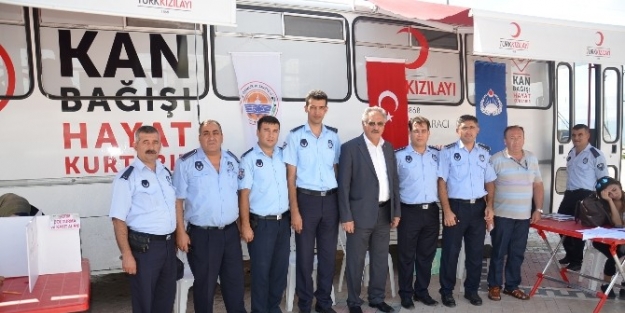 Zabıtalardan Kan Bağışı