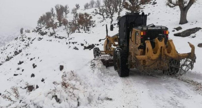 Dört ilde 93 ulaşım yolu kapandı!