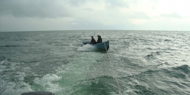 Gölün Ortasında Can Pazarı