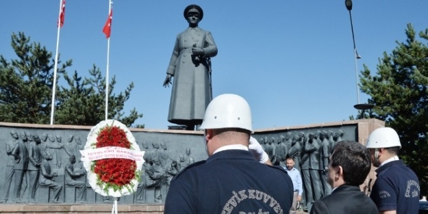 İçişleri Bakanlığı Mülkiye Teftiş Kurulu Başkanı Orhan Tavlı ’dan Vali Altıparmak’a Ziyaret