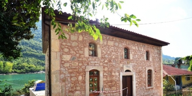 Gideros Camii Restorasyonu Bitti