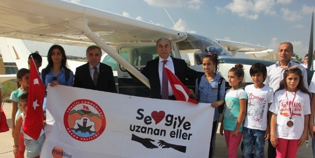 “sevgiye Uzanan Eller” Gökyüzüyle Buluşturdu
