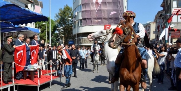 Edremit’te Kurtuluş Coşkusu